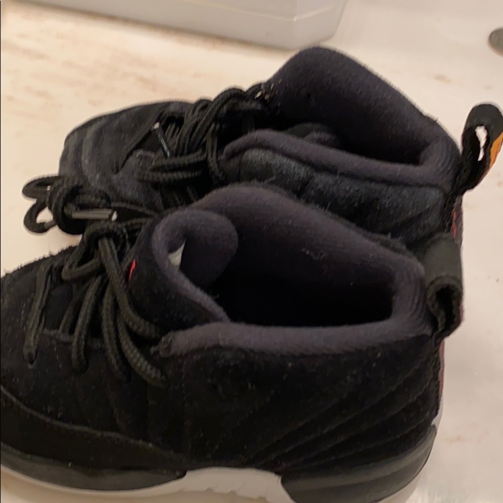 Retro12 - Picture 2 of 4